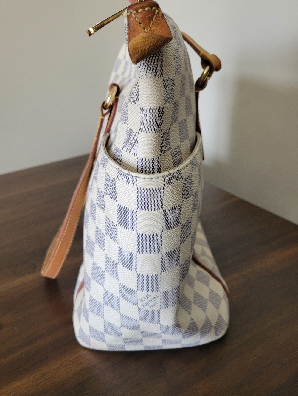 Louis Vuitton Gray & White Checkered Canvas Tote with Tan Leather Trim - Picture 4 of 15